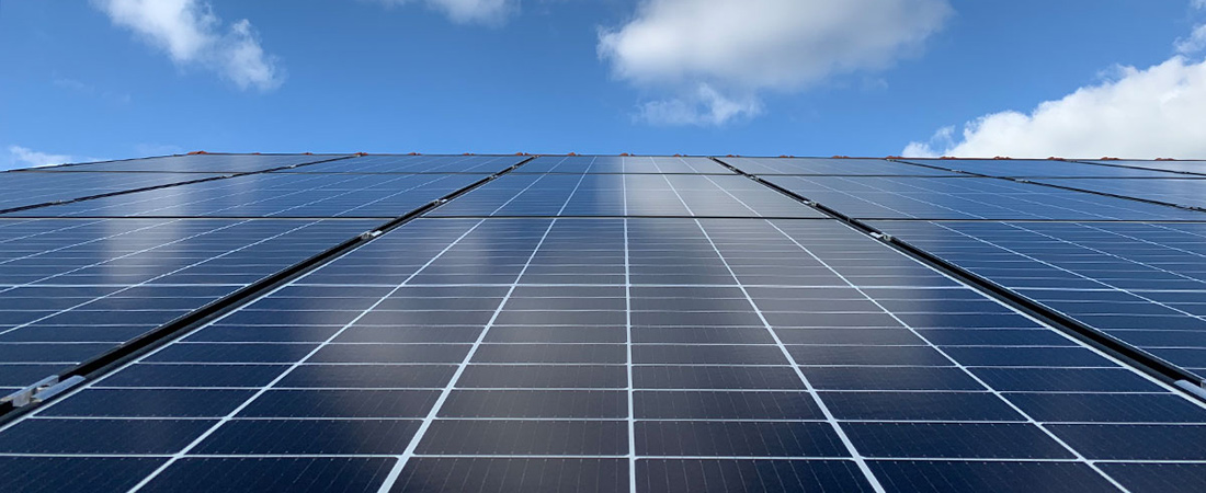 Photovoltaik-Anlage auf dem Dach